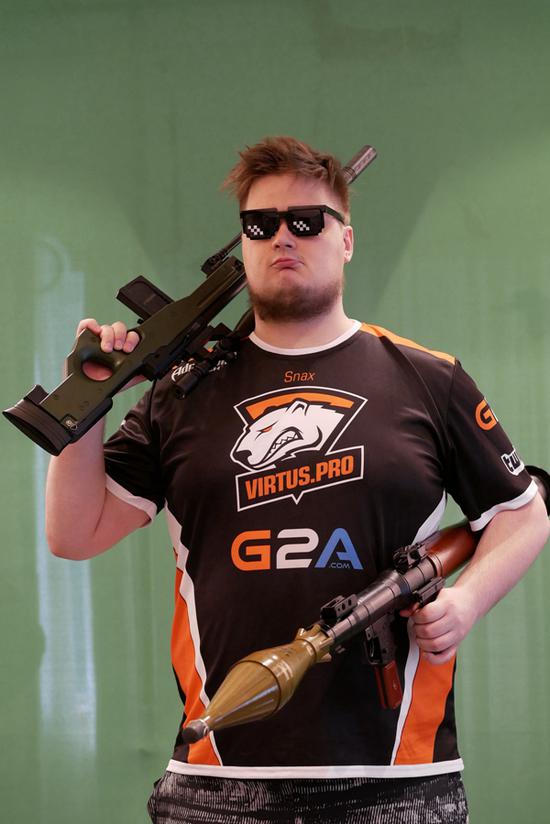 LGD官宣与AD选手Kramer合约到期，后者恢复自由人身份